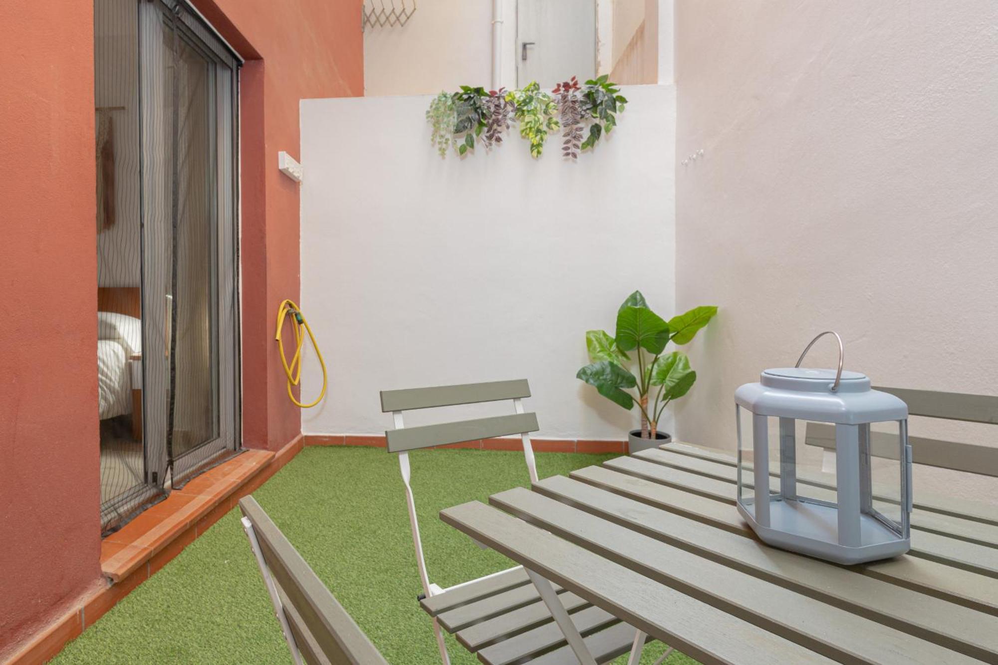 C55 Cosy Apartment Close To The Beach Малага Екстериор снимка