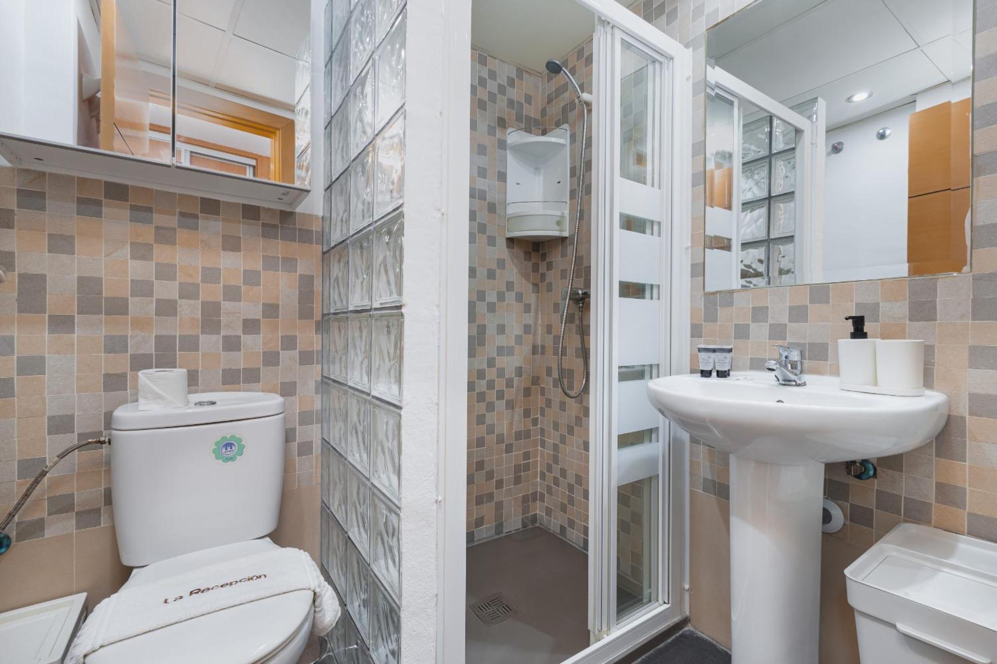 C55 Cosy Apartment Close To The Beach Малага Екстериор снимка
