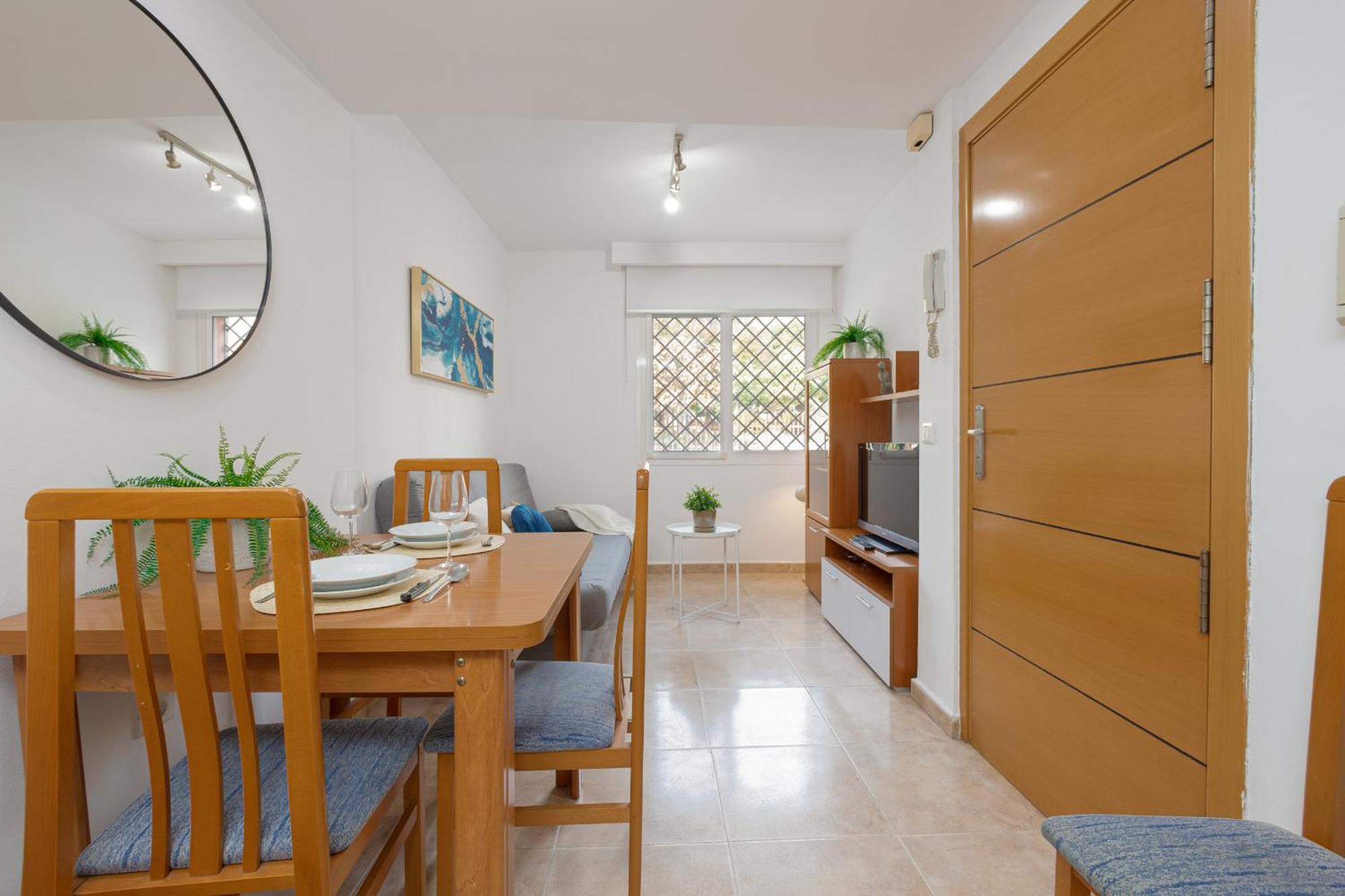 C55 Cosy Apartment Close To The Beach Малага Екстериор снимка
